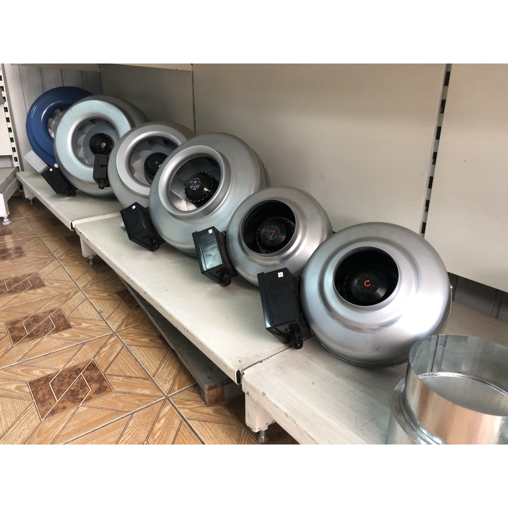 Канальний вентилятор QuickAir KW 200 (Чехія)